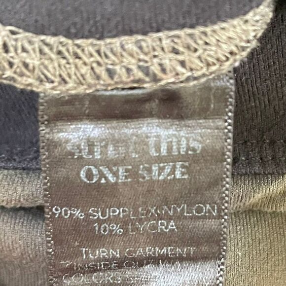 Strut This camo high rise crop Leggings - Picture 8 of 9